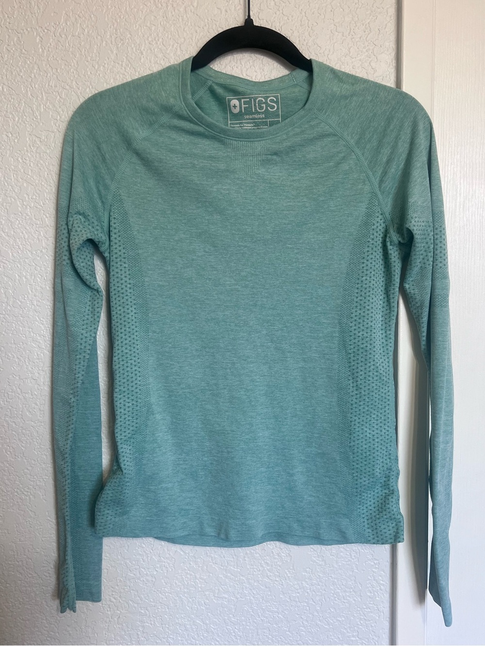 FIGS Underscrub Long Sleeve Seamless Top